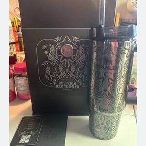 Stanley Halloween Quencher H2.0 FlowState Tumbler |30oz – Limited Edition